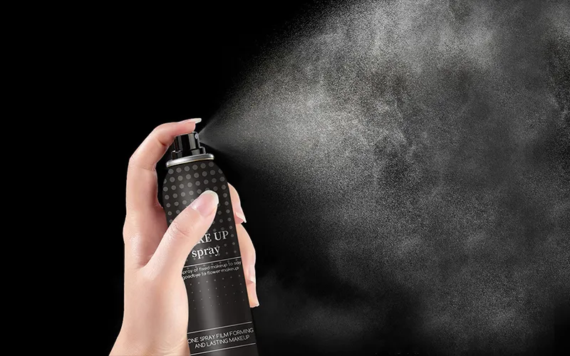 ​JISTOTU, ŽE NEODSTRAŇUJETE MAKEUP, POCHÁZÍ OD WILSON'S SETTING SPRAY.